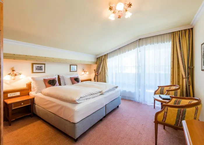 Otel Eva,garden 4*