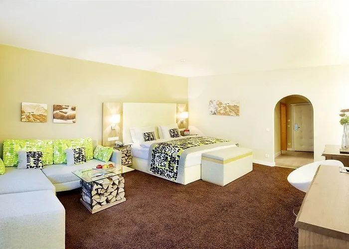 Hotell Eva,garden Saalbach-Hinterglemm