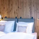 Hotel Eva,garden