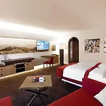 Hotel Eva,garden 4*