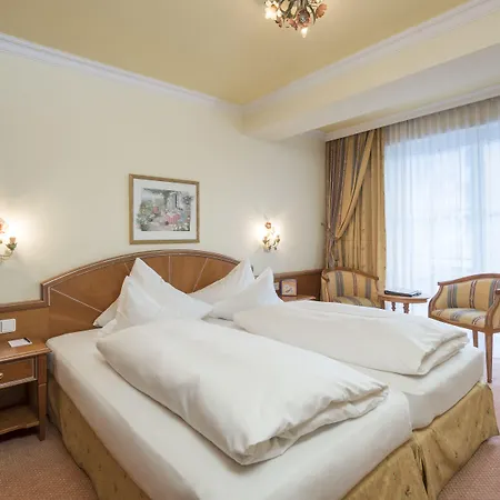 Ξενοδοχείο Eva,garden 4*