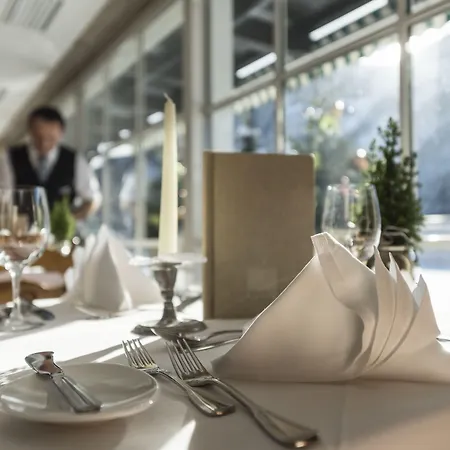 Hotel Eva,garden Saalbach-Hinterglemm