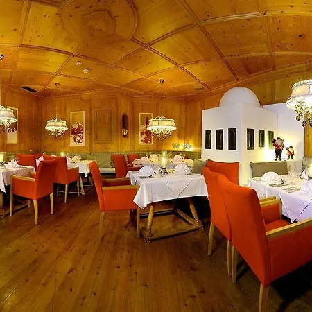 Hotel Eva,garden Saalbach-Hinterglemm