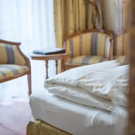 Hotel Eva,garden Saalbach-Hinterglemm