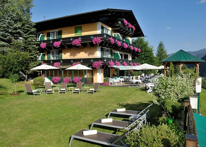 Eva,garden Hotel