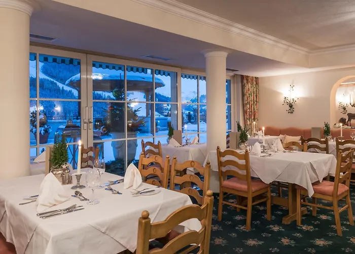 Hotel Eva,garden Saalbach-Hinterglemm