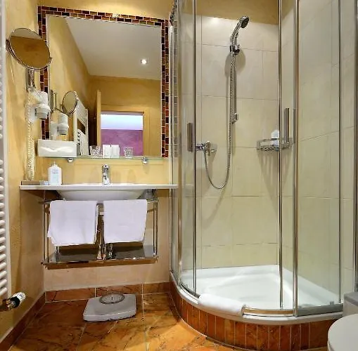 Hotel Eva,garden Saalbach-Hinterglemm